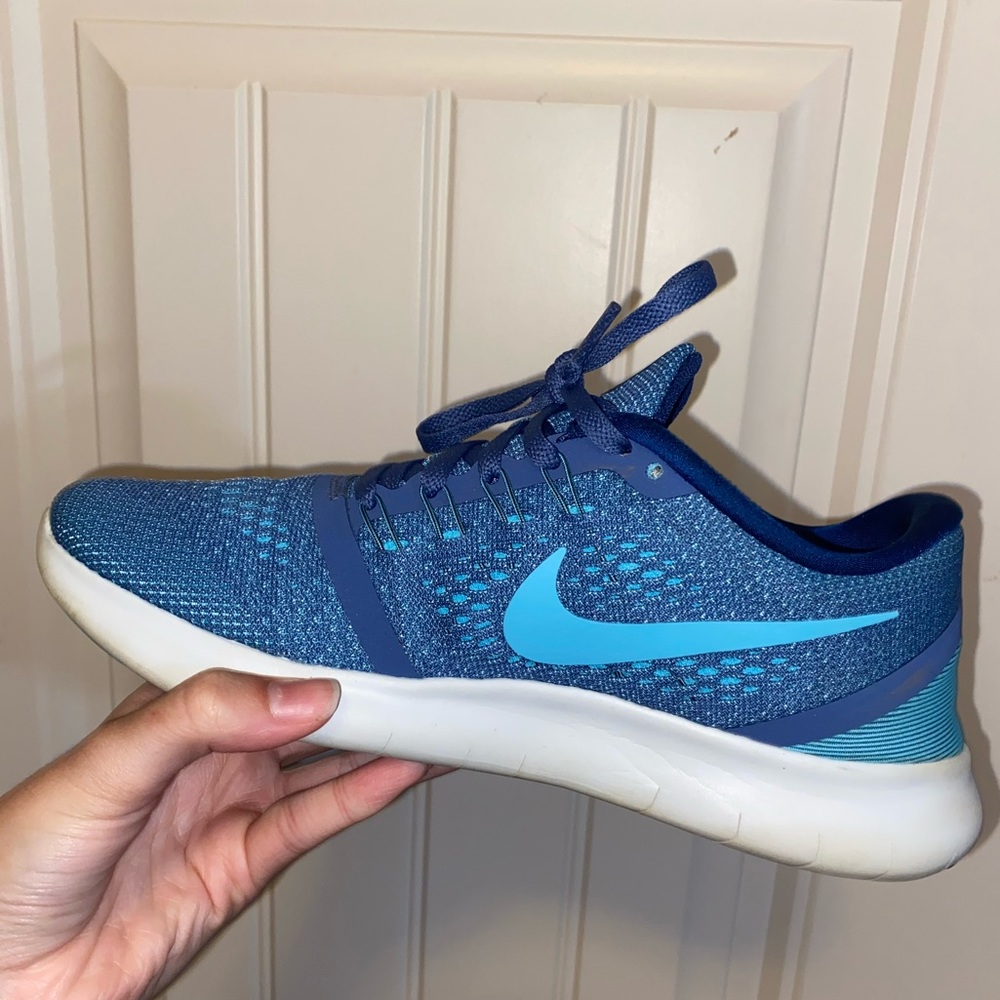 Nike FREE RNs